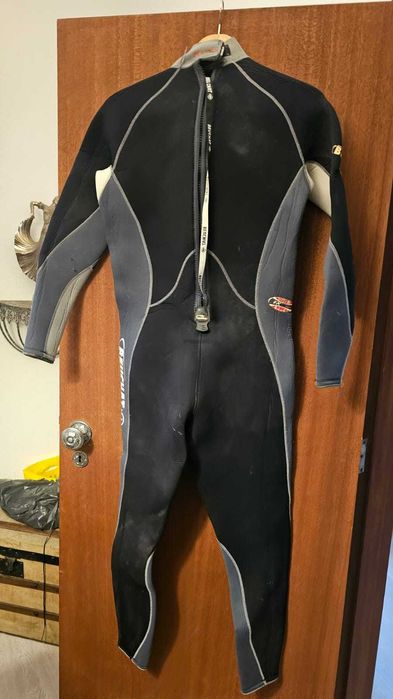 Fato de mergulho de neoprene da marca Beuchat para homens no tamanho L