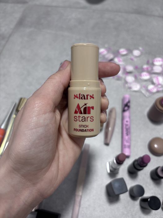 Duży zestaw kosmetyków Rimmel / Max Factor / Wibo / Eveline / L’Oreal