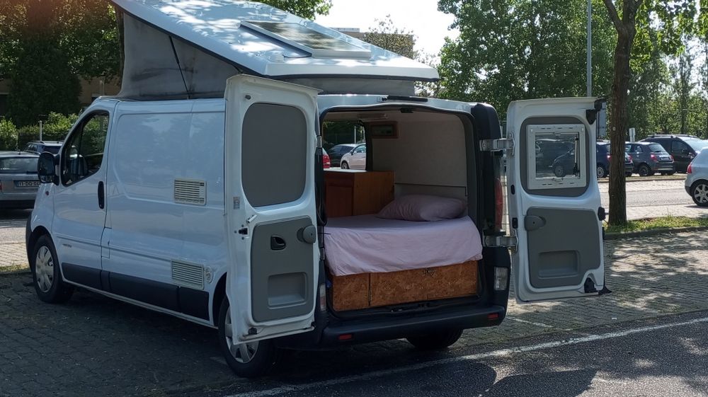 Aluguer de autocaravana campervan furgão transformado ferias