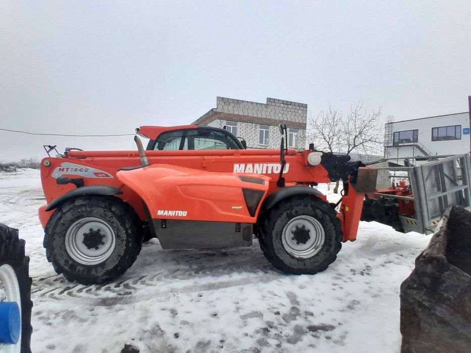 Навантажувач Manitoy з оператором | Вишка | Планування | Обрізка дерев