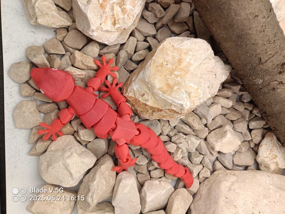 Jaszczurka 3D (ok.20cm).