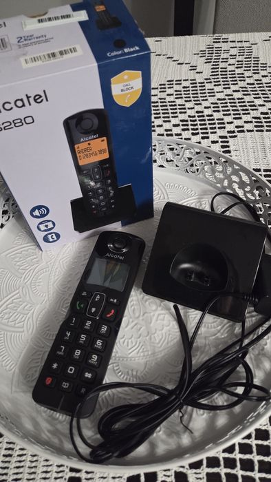 Telefon bezprzewodowy stacjonarny Alcatel S280.