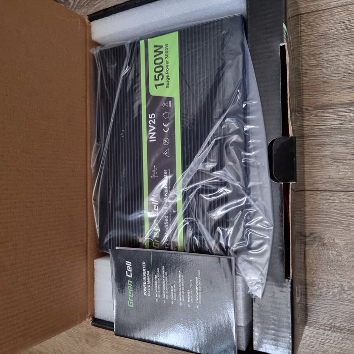 Інвертор Green Cell INV25 (12V/230V 1500W/3000W) модифікована синусоїд