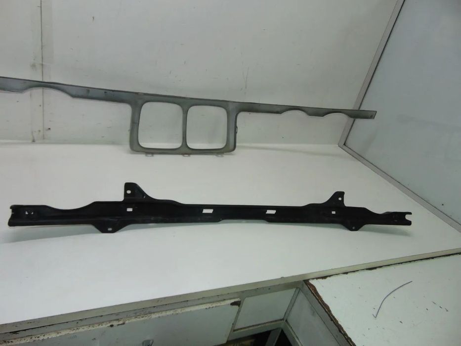 BMW E34 aro grelhas/Travessa