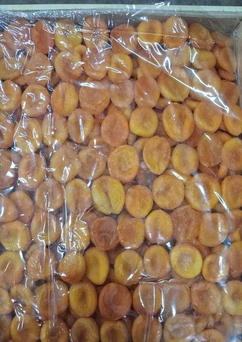 Курага Таджикистан, сушені абрикоси, урюк