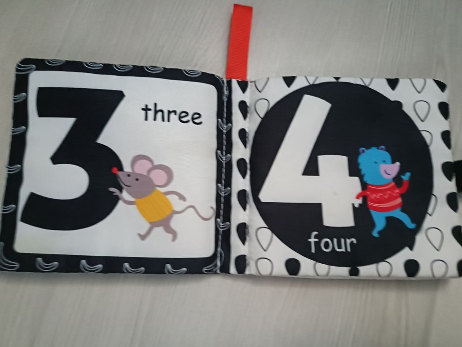 Набір іграшок для немовлят