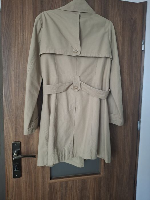 Płaszczyk beżowy