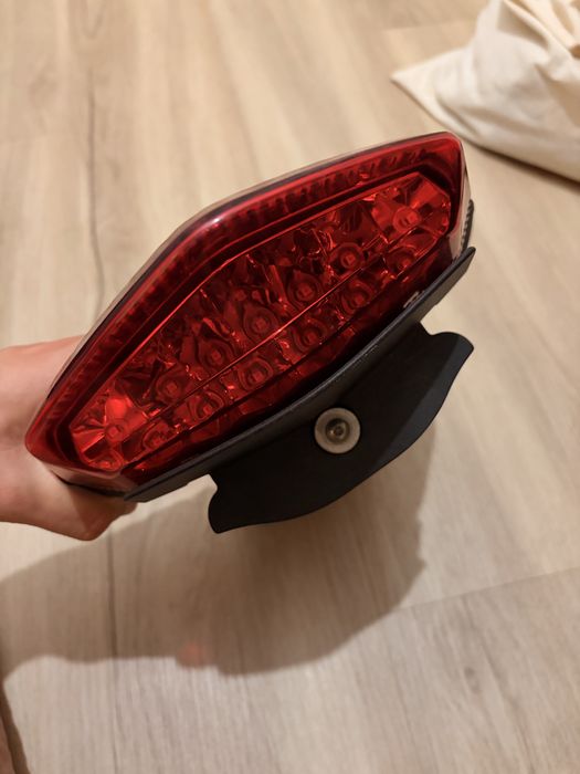 Farol traseiro original ducati hypermotard 1100