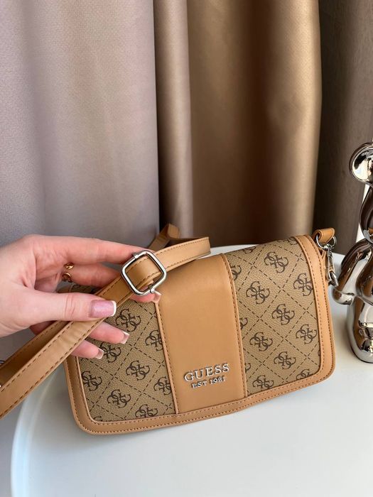 Сумка кросбоді гес