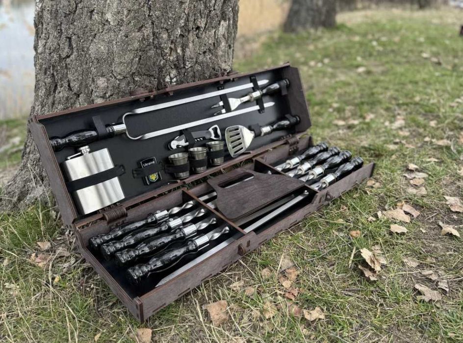 Ідеальний на подарунок набір шампурів в кейсі!+можливість гравіювання!