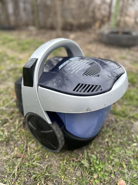 Пилосос Zelmer AQUOS 1600w