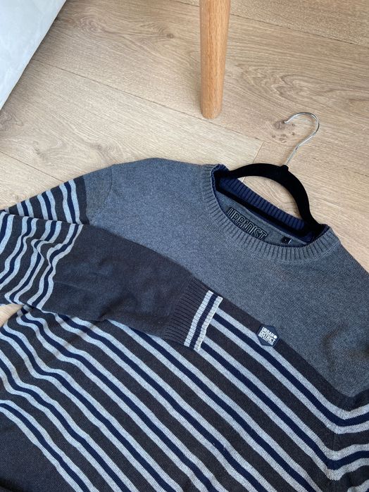 Sweter Urban District L