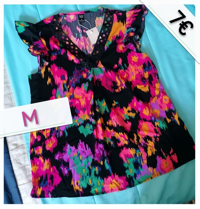 Blusa de Senhora - Tamanho M (NOVA)