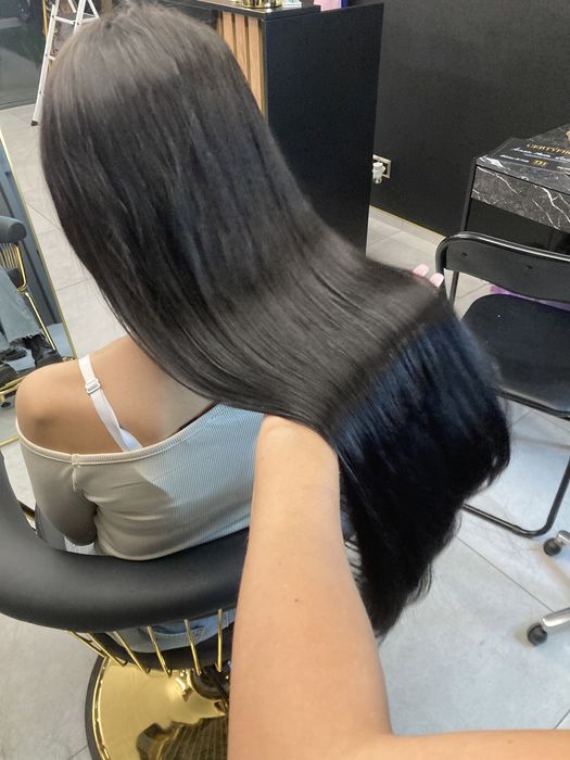 Przedłużanie włosow na keratynie