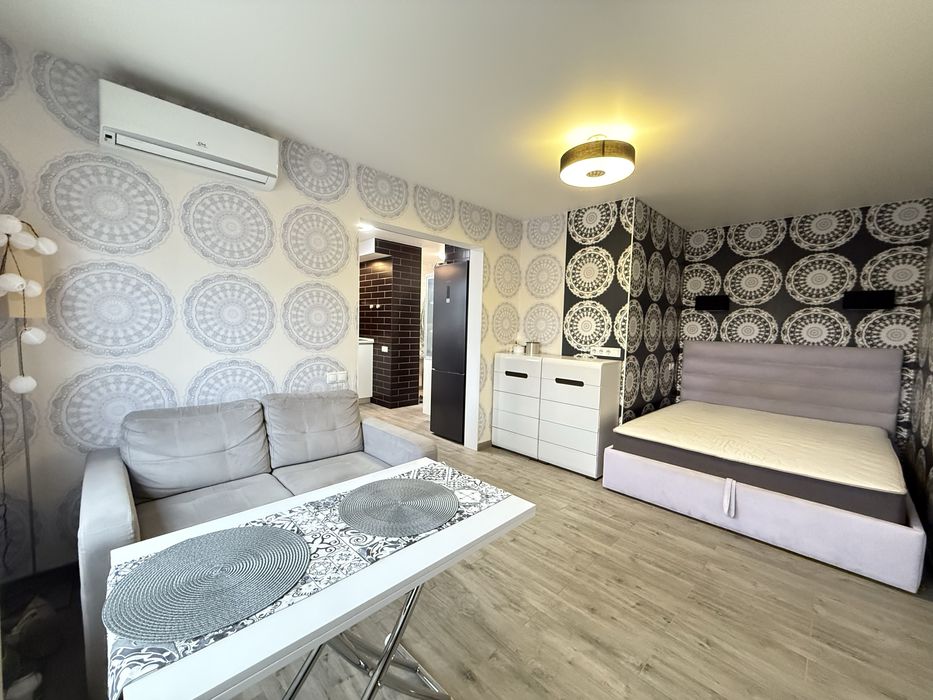 Осокорки «Патріотика» , вул. С.Русової 1,