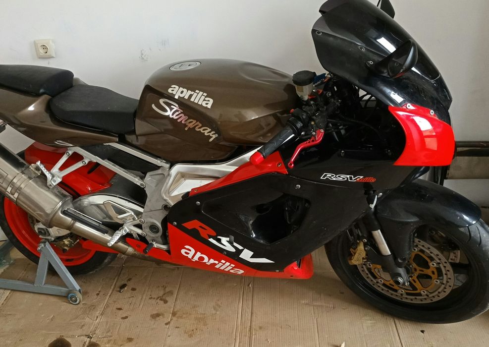 Aprilia RSV 1000  2006р. обмін на авто