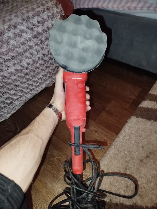 Полірувальна машинка Yato , використовував 1 раз