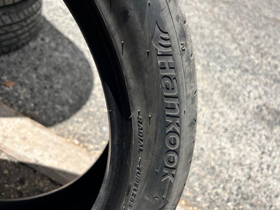 225/45/19 Hankook 2 pneus