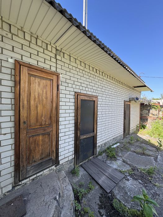 Продам капитальный дом 108м2 участок 21 сотка с бассейном и своим озером ст Ранет Обуховка рядом заповедник Орель Днепр Кировское