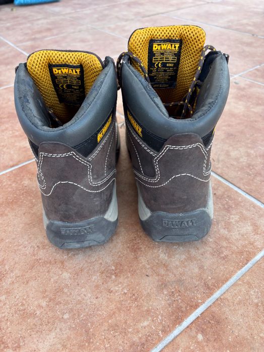 Botas de segurança DeWalt, tamanho 41.