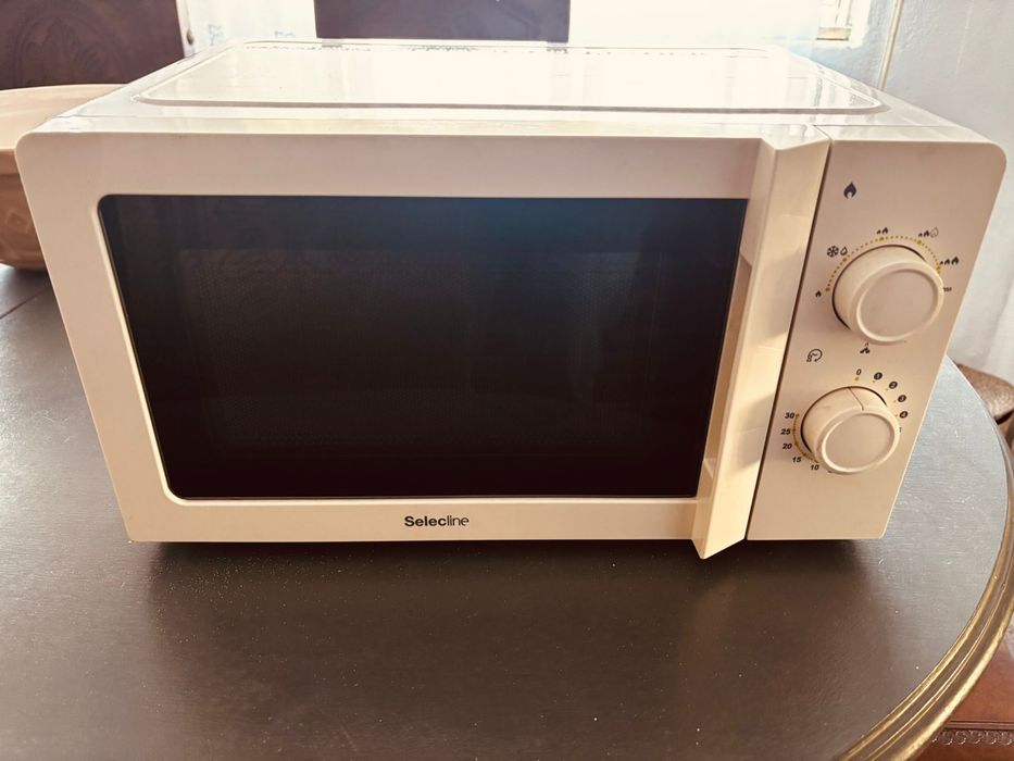 Microondas a funcionar