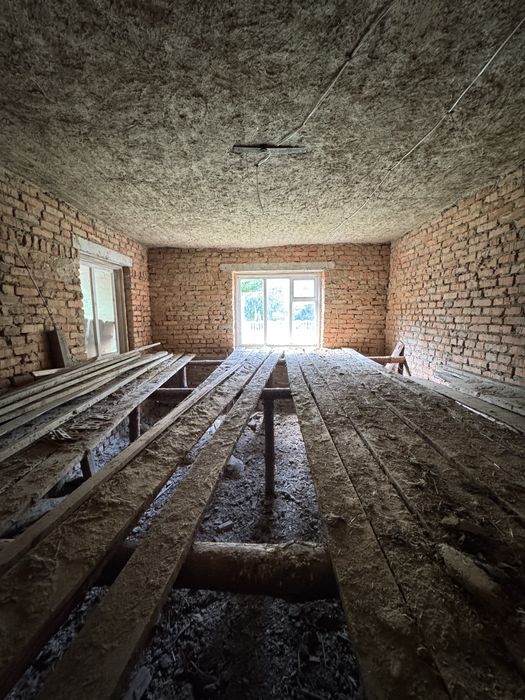 Будинок недорого!!! Незавершине будівництво