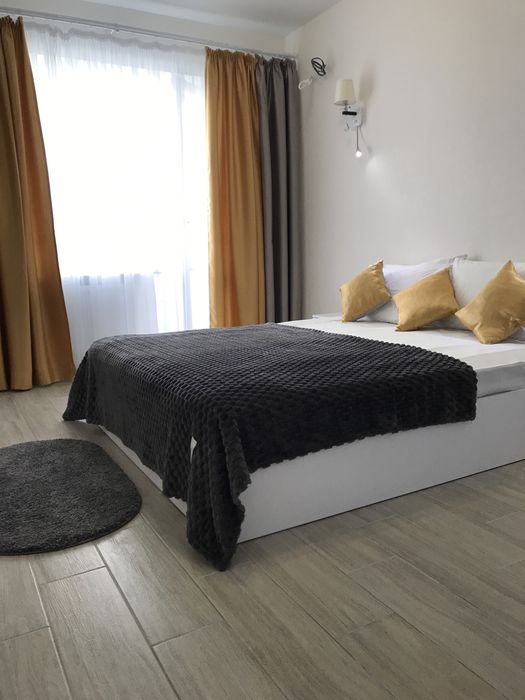 квартира подобово Світло не вимикають, центр автономне опалення