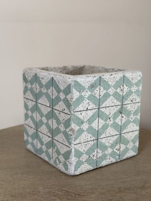 Doniczka bertonowa belldeco