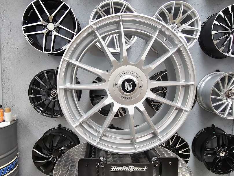 Jantes FOX VR4 em 16,17,18 e 19  | Varias furaçoes , novas