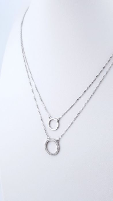 Naszyjnik srebrny pr. 925 rodowany koła z cyrkoniami regulowany