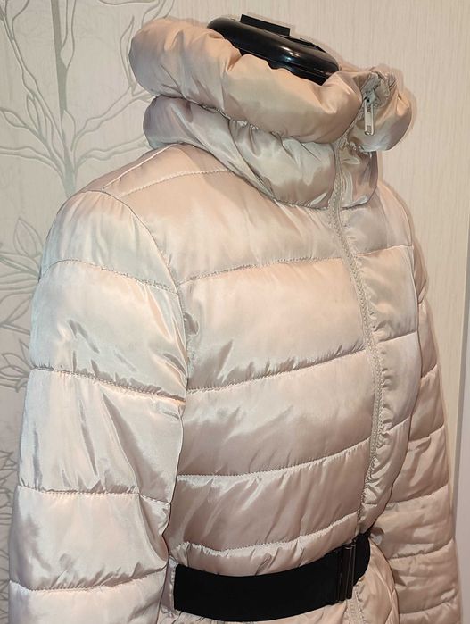 Подростковая нейлоновая куртка с утеплителем для Вашей школьницы.