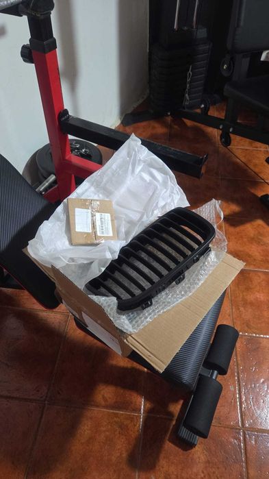 Grelhas da Frente em Preto Matte para BMW Série 1 (F20) Novas na caixa