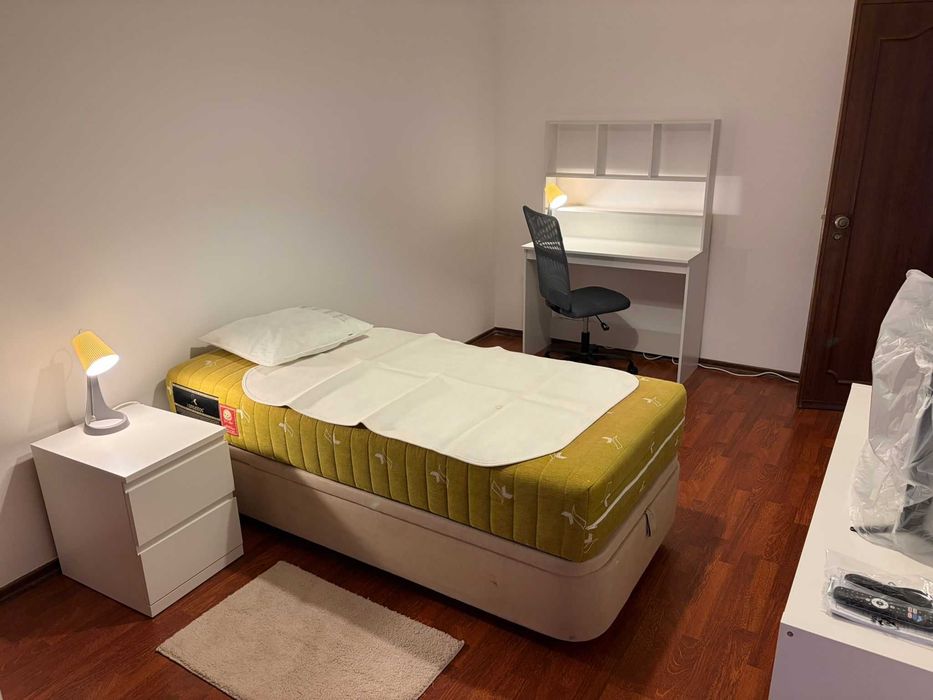 Quarto para alugar na Figueirinha em Oeiras