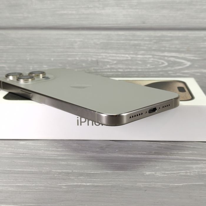 iPhone 15 Pro Max 256GB Natural Titanium | Гарний стан | Рідна коробка