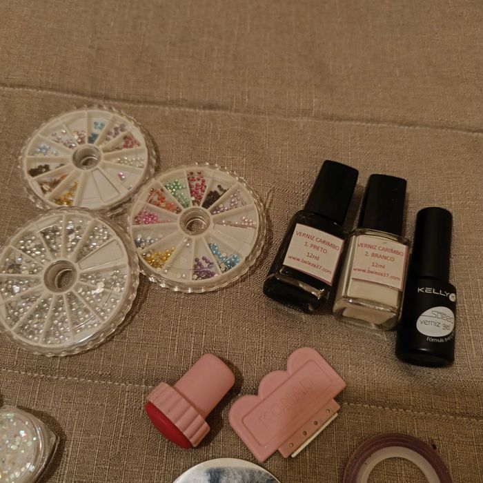 Kit Nail Art - vários materiais