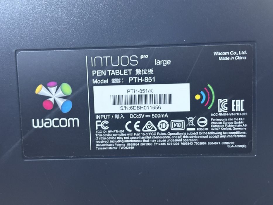 Графічний планшет Wacom Intuos pro Large