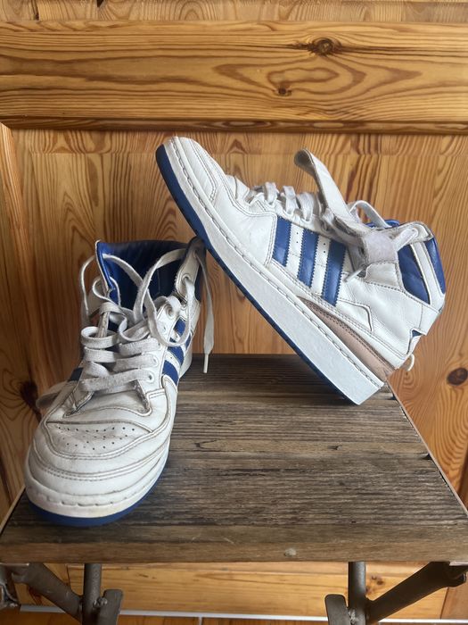 Sprzedam buty firmy Adidas model Forum rozmiar 42 zmierzone 26.0 cm