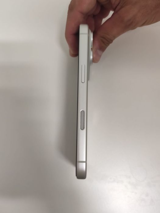 IPhone 17Pro Silver
