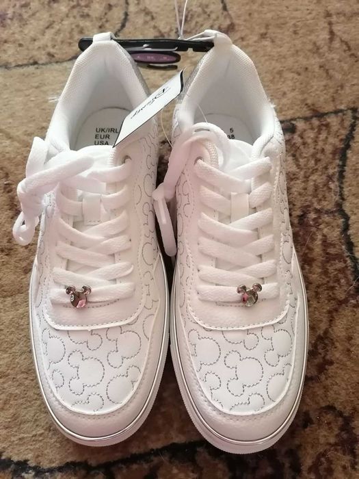 Кроссовки Primark 38р