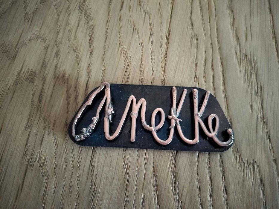 Aplikacja oryginalna hiszpańska Anekke wyrazista metal 3,5x 8cm