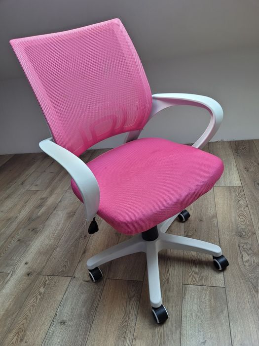 Fotel biurowy komputerowy różowy