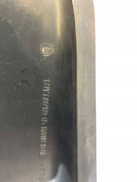 bmw 5 e60 pokrywa filtra powietrza 7789109 - 0117