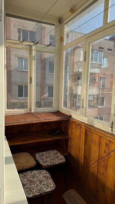 Здається в довгострокову оренду 3-кімнатна квартира.