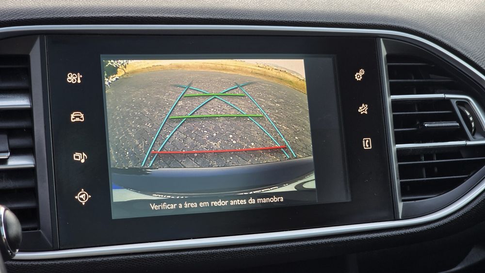 Peugeot 308 SW — fotografia 10