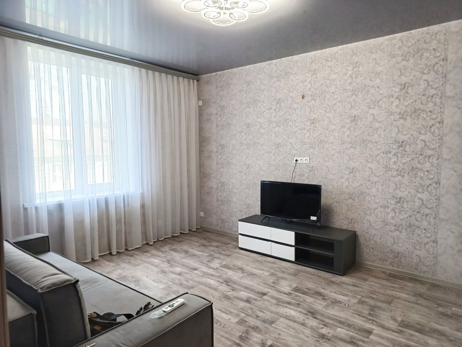 Продам 2 кв(Сертификат) АО сталинка центр, прописаных нет, документы г