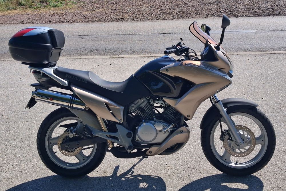 Honda Varadero 125 stan idealny