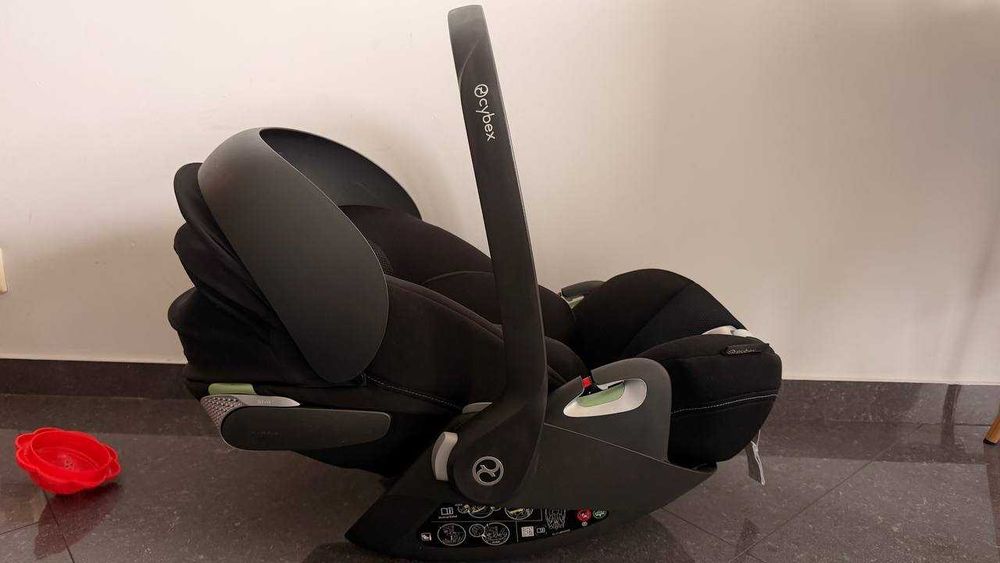 Автокрісло Cybex Cloud T i-Size 0+ Виглядає як нове
