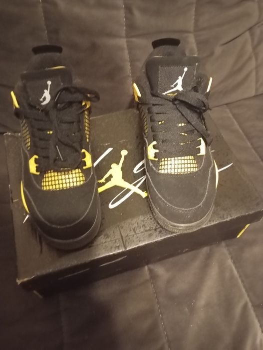 Buty Jordan 4 yellowthunder ubrane raz