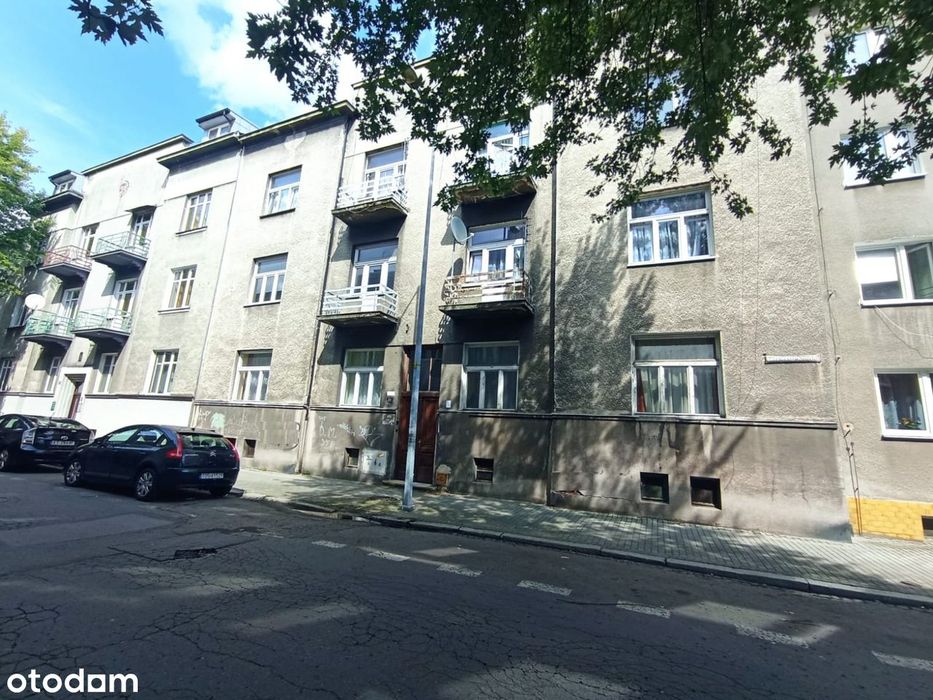 93 m² w kamienicy w centrum Tarnowa – ogromny potencjał