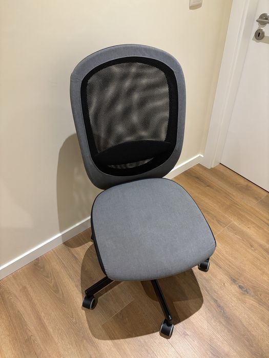 Cadeira de escritorio com rodas - Ikea